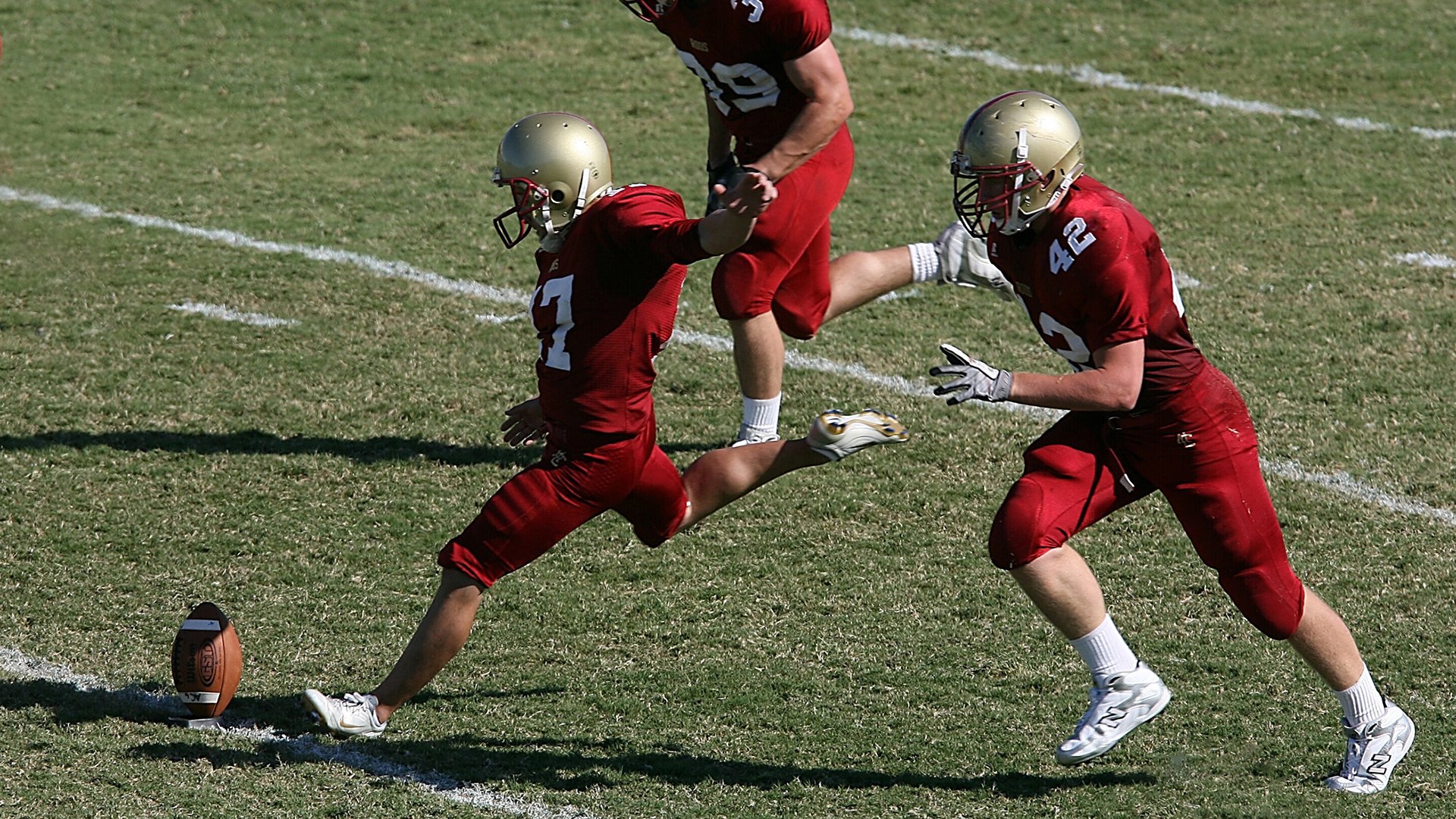 leyu.com-凯恩·瑞安：全黑队攻防体系中的稳固支柱