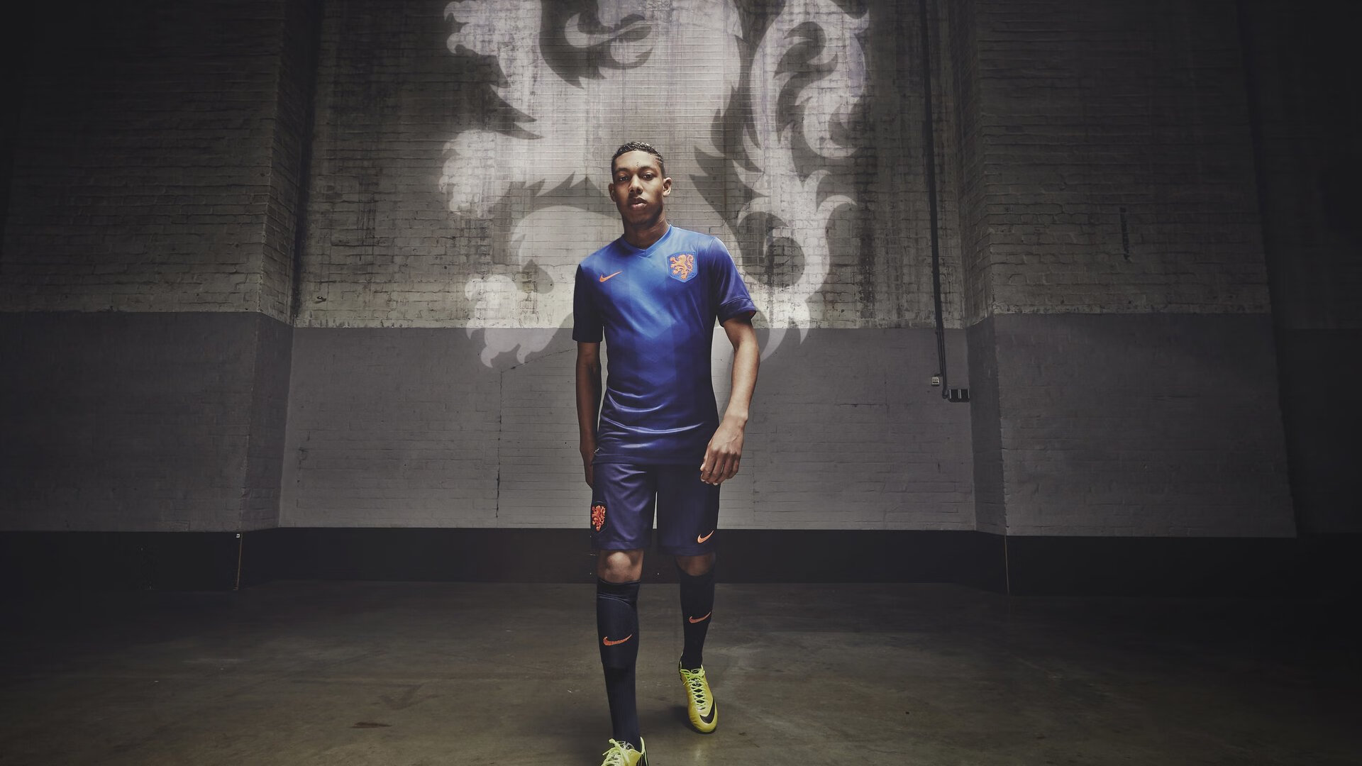 达里尔·基:他通过精确的防守让全黑队的后防线屹立不倒,达里尔是什么职业